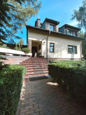  Guest House Villa Arkadia  Варшава